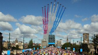 Tyne Bridge runners